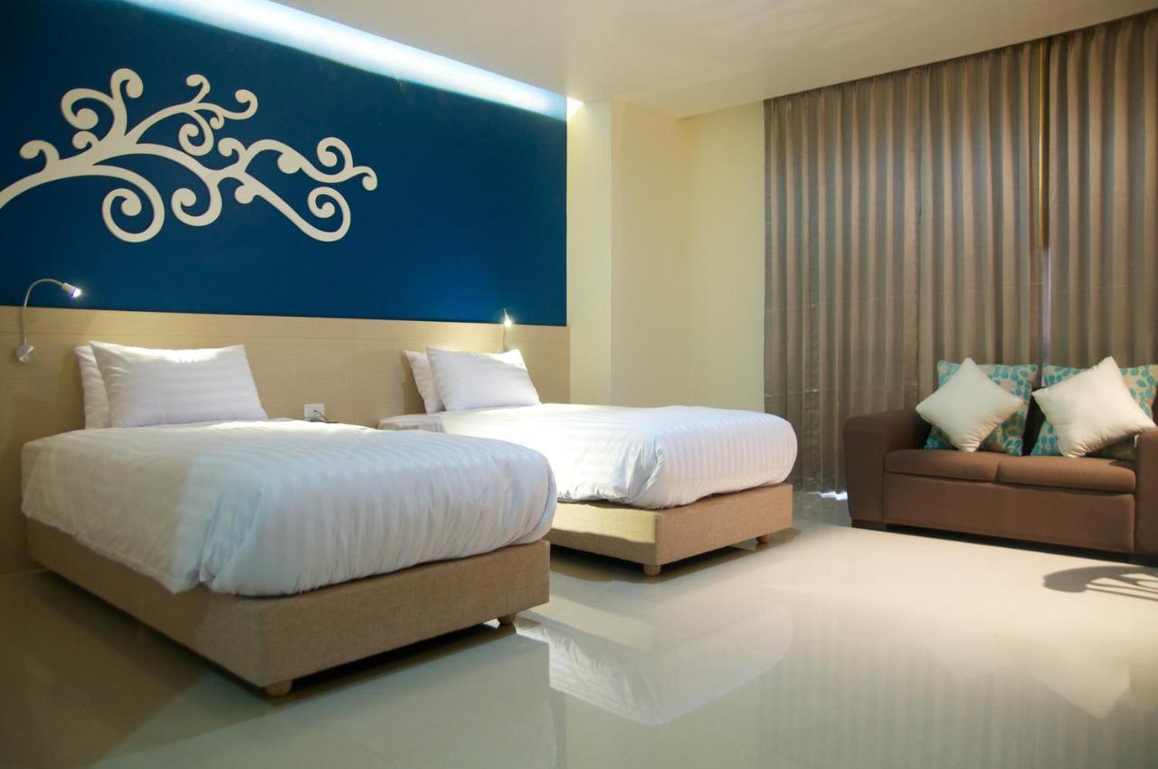 Jolly Suites&Spa Petkasem Haōhng Khēm Buitenkant foto