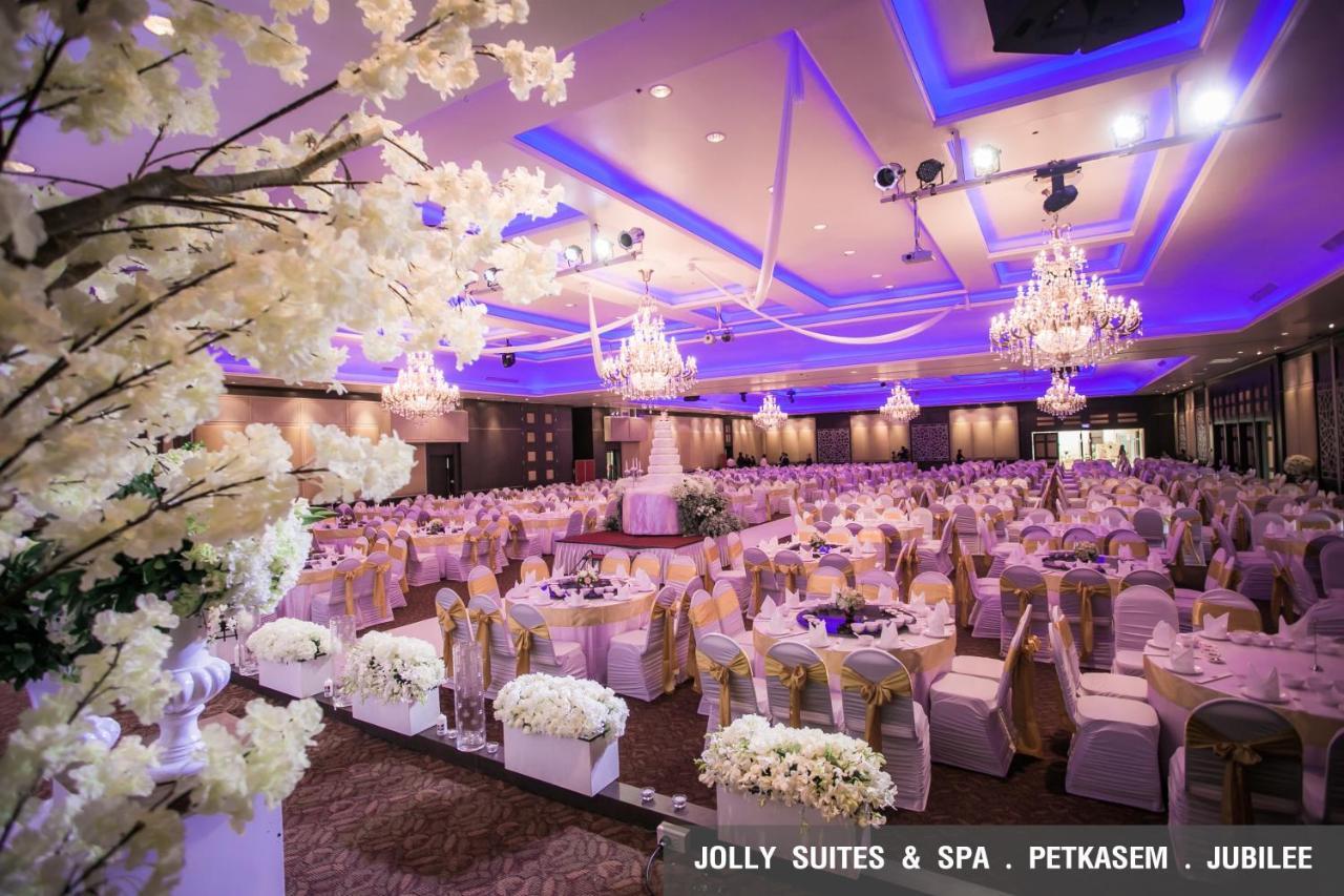 Jolly Suites&Spa Petkasem Haōhng Khēm Buitenkant foto